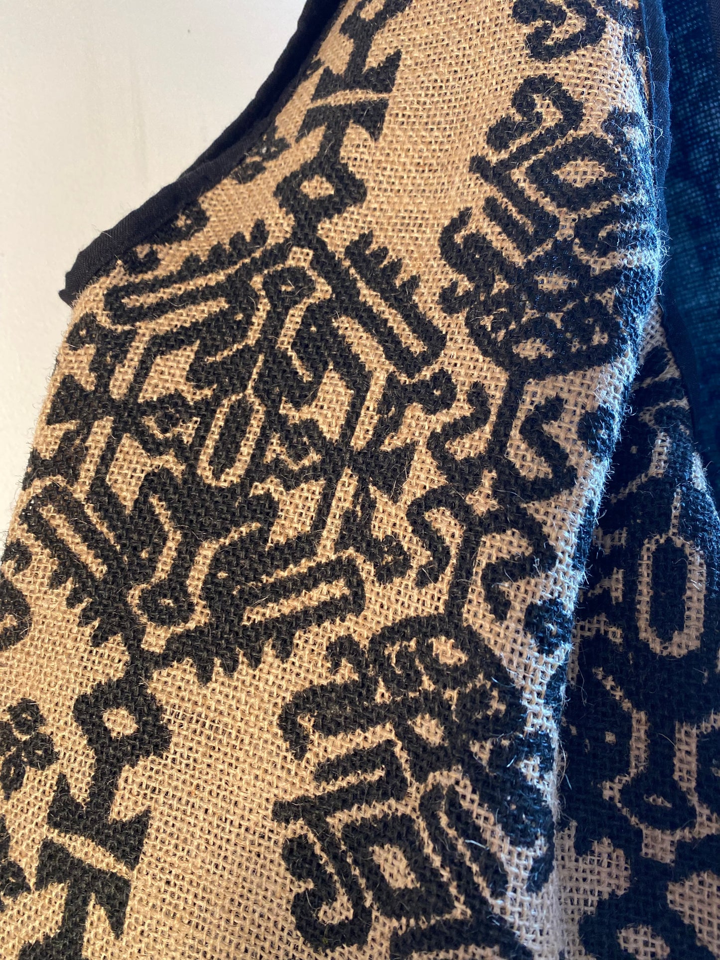 HESSIAN TOTE BAGS